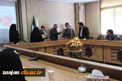 مدیریت امور پردیس های استان زنجان برگزار کرد :

جلسه  مدیریت امور پردیس های استان در خصوص آغاز سال تحصیلی جدید وتقدیر از همکاران بازنشسته   2