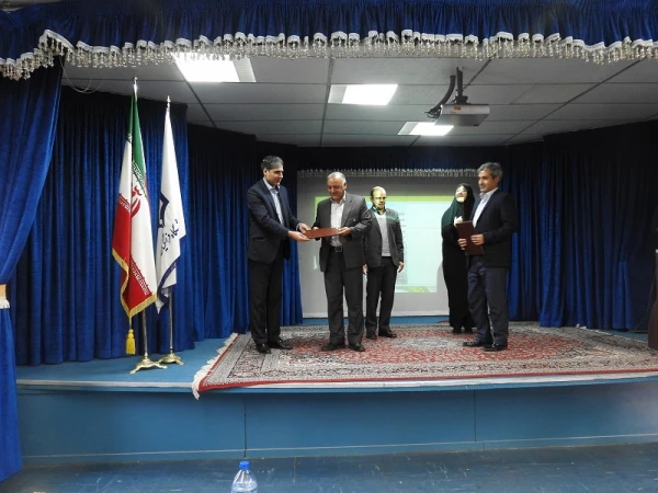 مراسم استانی هفته پژوهش در دانشگاه فرهنگیان استان زنجان برگزار شد. 4