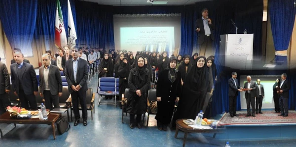 در دانشگاه فرهنگیان استان زنجان برگزار شد:

مراسم گرامی داشت هفته پژوهش

 2