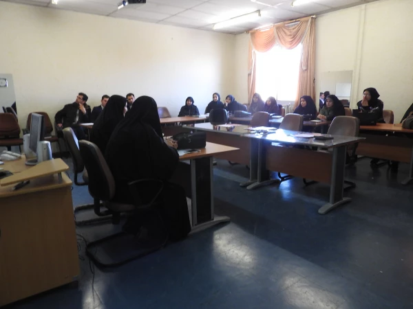 دانشگاه فرهنگیان استان زنجان با مشارکت اداره کل آموزش و پرورش استان برگزار نمود:
نشست هم اندیشی و جلسه توجیهی معلمان راهنما و مهارت آموزان سهمیه استان زنجان 2