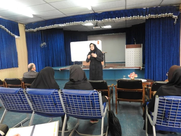 آموزش پردیس الزهرا (س) اعلام کرد: 2