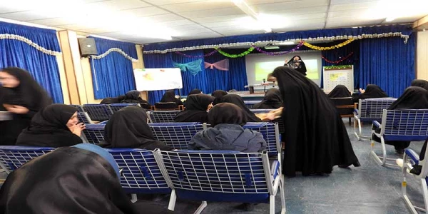 مراسمات آخر سال در پردیس الزهرا(س) :

برگزاری مراسم میلاد حضرت حضرت زهرا(س) ، روز درختکاری وبازارچه خیریه به نفع دانش آموزان بی بضاعت  2