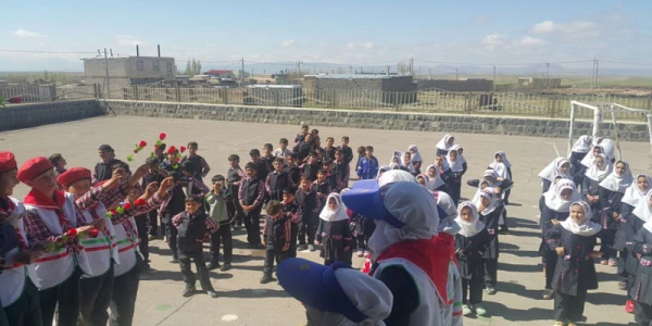 آموزش پردیس الزهرا (س) اعلام کرد: 2