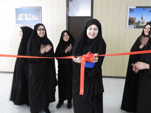 آموزش پردیس الزهرا (س)اعلام کرد: 2