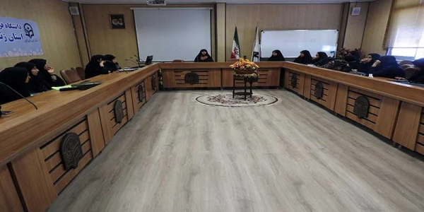 در پردیس الزهرا(س) برگزار گردید :

کارگاه ضیافت رب  2