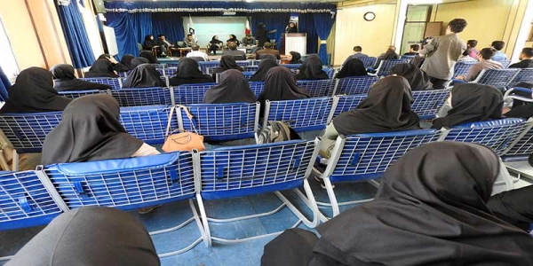 درپردیس الزهرا(س) زنجان برگزار گردید :

برگزاری مناظره دانشجویی باعنوان فرار مغزها  2