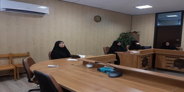 نشست هم اندیشی با موضوع آسیبهای اجنماعی دانش آموزان