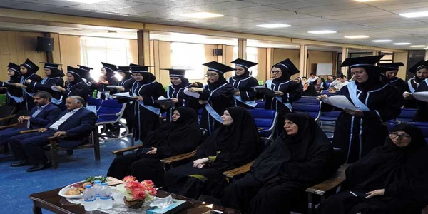 در پردیس الزهرا(س) زنجان برگزار گردید :

جشن دانش آموختگی دانشجویان ورودی 93 همزمان با ولادت امام رضا(ع) برگزار گردید . 2