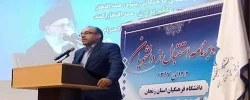 کمال اوجاقلو سرپرست مدیریت پردیس های دانشگاه فرهنگیان استان زنجان در مراسم استقبال از دانشجویان ورودی 97 گفت:

دانشگاه ها باید محیطی سرشار از آرامش باشند. 3
