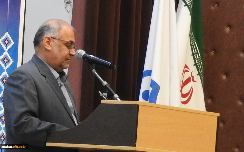 ستاندار زنجان در مراسم استقبال از دانشجویان ورودی سال تحصیلی جدید پردیس های زنجان:

چگونه زیستن در مدارس و دانشگاه ها آموزش داده شود 2