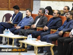 ستاندار زنجان در مراسم استقبال از دانشجویان ورودی سال تحصیلی جدید پردیس های زنجان:

چگونه زیستن در مدارس و دانشگاه ها آموزش داده شود 3