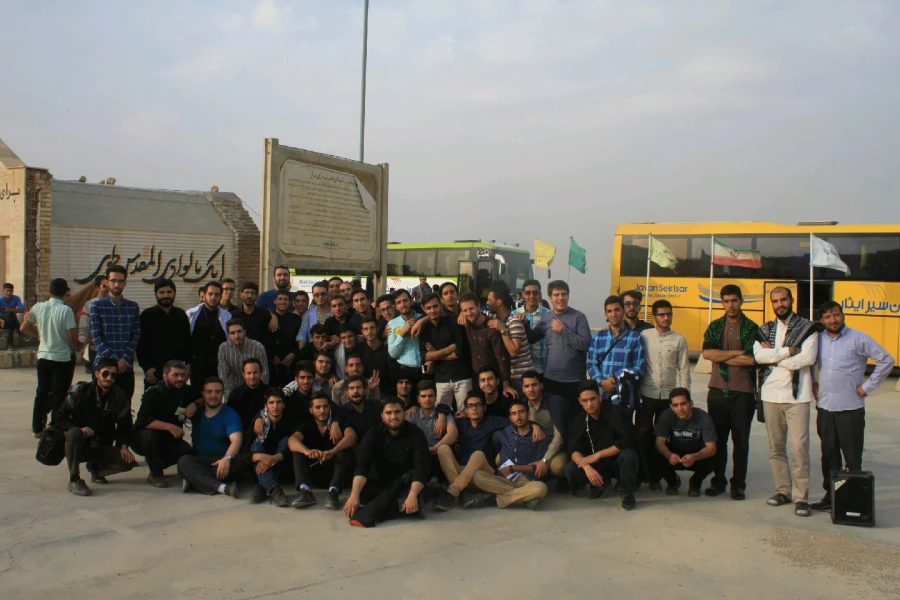 دانشجویان پردیس شهید بهشتی در اردوی راهیان نور غرب