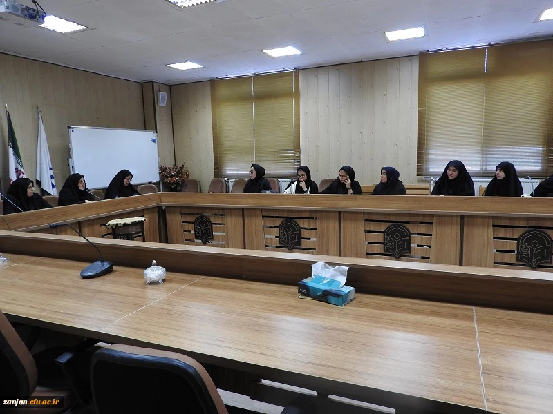 آموزش پردیس الزهرا (س) اعلام کرد:
اولین نشست مسئولین آموزش با نمایندگان آموزشی  2