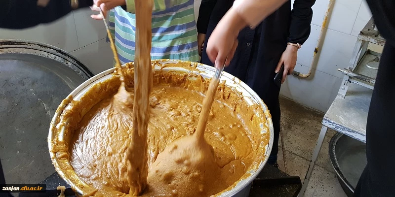 مراسم پخت حلوا به مناسبت اربعین حسینی