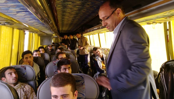 بدرقه دانشجو معلمان شرکت کننده در راهپیمایی اربعین از پردیس شهید بهشتی زنجان - 3 آبان 1397