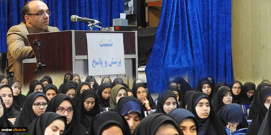 دکتر اوجاقلو در جلسه پرسش و پاسخ دانشجویی :

امروز دانشجویان ما باید الگوی جامعه باشند و امر به معروف و نهی از منکر را فراموش نکنند  2