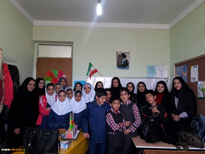 واحدآموزش پردیس الزهرا (س) اعلام کرد:
بازدید اعضاءهیات علمی به همراه دانشجویان ازمدارس روستایی استان 2