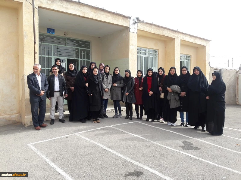 واحدآموزش پردیس الزهرا (س) اعلام کرد:
بازدید اعضاءهیات علمی به همراه دانشجویان ازمدارس روستایی استان 2