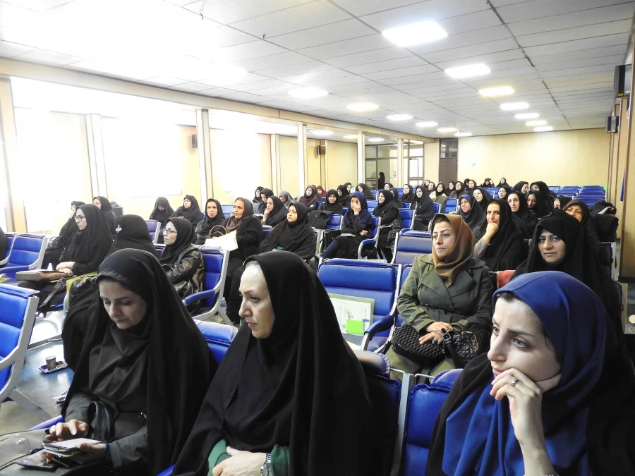 با همکاری آموزش و پرورش استان زنجان برگزار شد:

نشست هم اندیشی معلمان راهنمای کارورزی دانشجویان پردیس الزهرازنجان 5