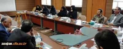 با حضور مدیران اجرایی و اعضای هیات علمی دانشگاه فرهنگیان استان زنجان برگزار شد:

اولین دوره انتخابات مدیر گروه های آموزشی پردیس های دانشگاه فرهنگیان استان زنجان