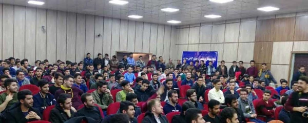 روابط عمومی پردیس شهید بهشتی اعلام کرد:

حضور پر شور و با نشاط دانشجویان پردیس شهید بهشتی زنجان در مراسم گرامیداشت روز دانشجو 2