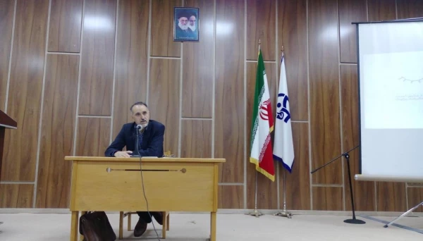 محفل شعر دانشجویی