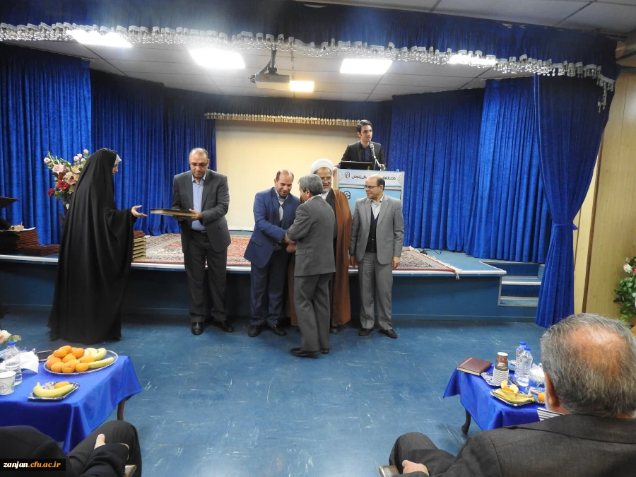 برگزاری نکوداشت یکصدمین سال تاسیس مراکز تربیت معلم در ایران و پنجاه و هفتمین سال تأسیس آن در استان  زنجان  با حضور پیشکسوتان عرصه تعلیم و تربیت  2