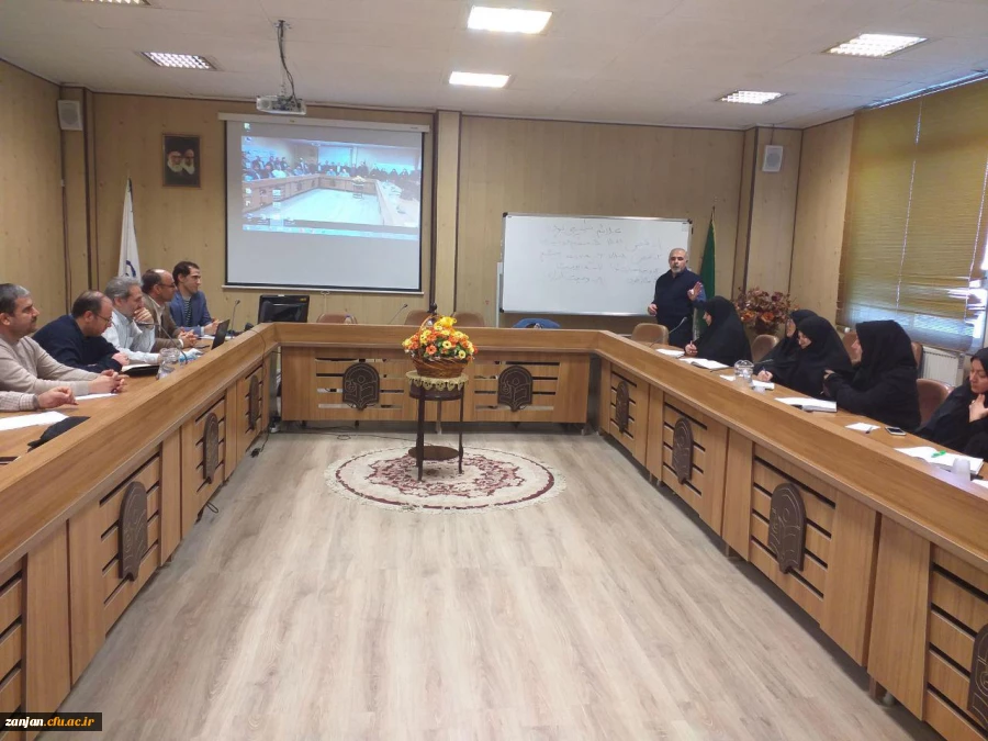 دفتر نظارت، ارزیابی و تضمین کیفیت دانشگاه فرهنگیان استان زنجان برگزار کرد:

دوره های بالندگی حرفه ای اعضای غیر هیات علمی
 9