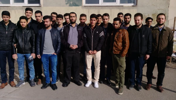 شرکت دانشجویان و مسئولان پردیس شهید بهشتی دانشگاه فرهنگیان استان زنجان در راهپیمایی 22 بهمن 97