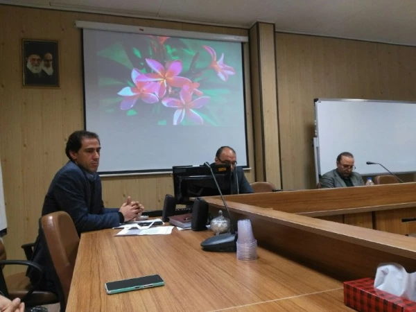 دکتر اجاقلو در  دوره بالندگی اقدام پژهشی ویژه اعضای  غیر هیات علمی دانشگاه فرهنگیان استان زنجان گفت:

برای رفع ناآرامی سازمانی باید به دنبال راهکار باشیم، 4