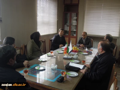 با حضور مدیر شرکت هوشمند ساز نرم افزار پیشرو در پردیس شهید بهشتی زنجان:

تفاهم نامه همکاری فی ما بین در دفع پسماند و حفاظت از محیط زیست به امضا رسید