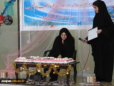 در پردیس الزهرا(س) برگزار شد:

مراسم دانشجویی بزرگداشت میلاد حضرت فاطمه (س) و بزرگداشت روز زن