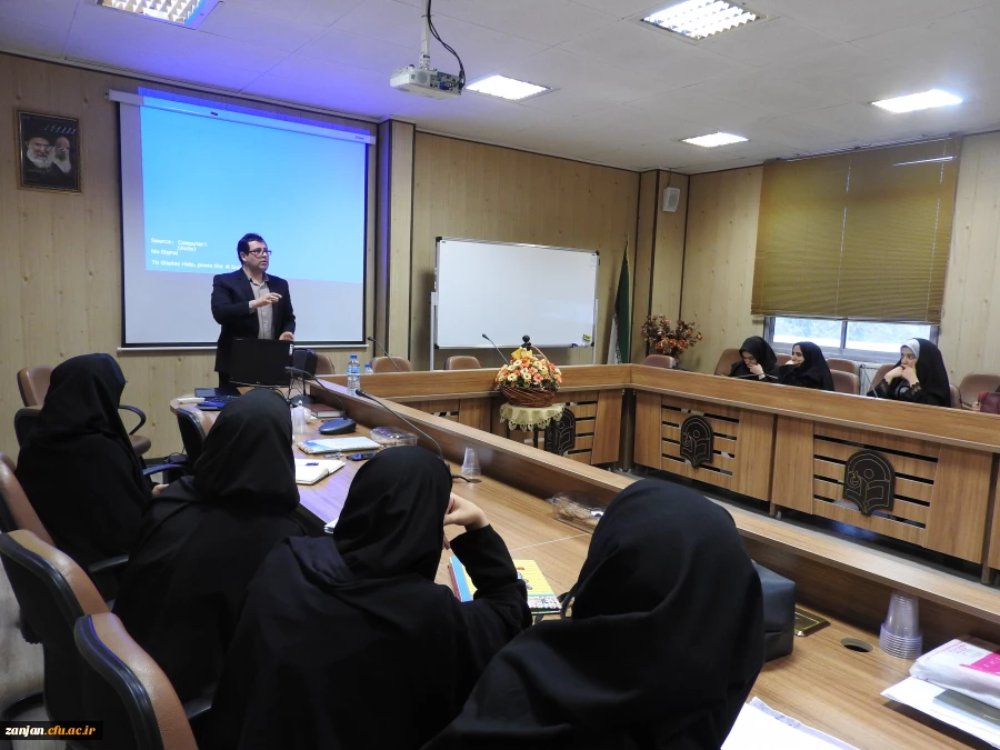 آموزش پردیس الزهرا (س) اعلام کرد:
برگزاری کارگاه روش های تدریس ریاضی  2