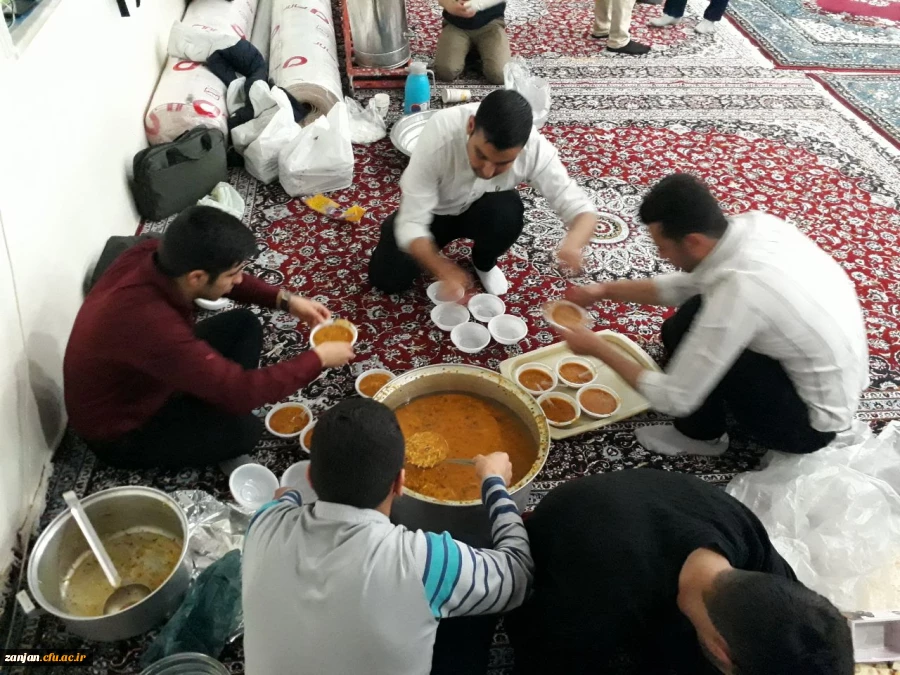 جشن نیمه شعبان و مراسم افطاری 2-2-98 پردیس شهید بهشتی زنجان