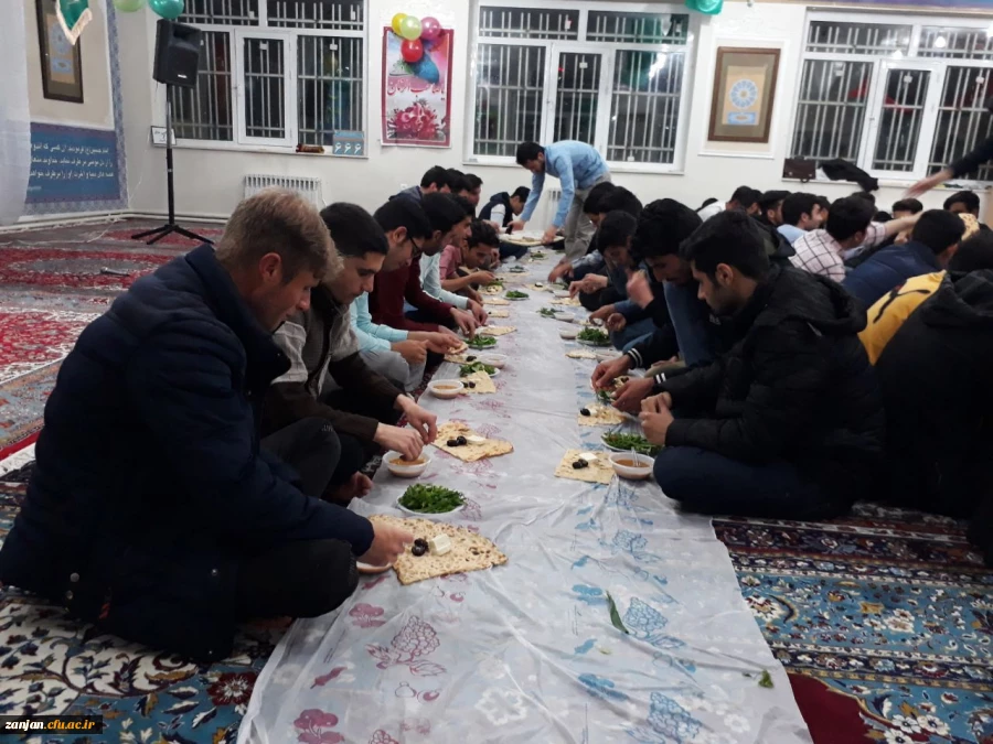 جشن نیمه شعبان و مراسم افطاری 2-2-98 پردیس شهید بهشتی زنجان