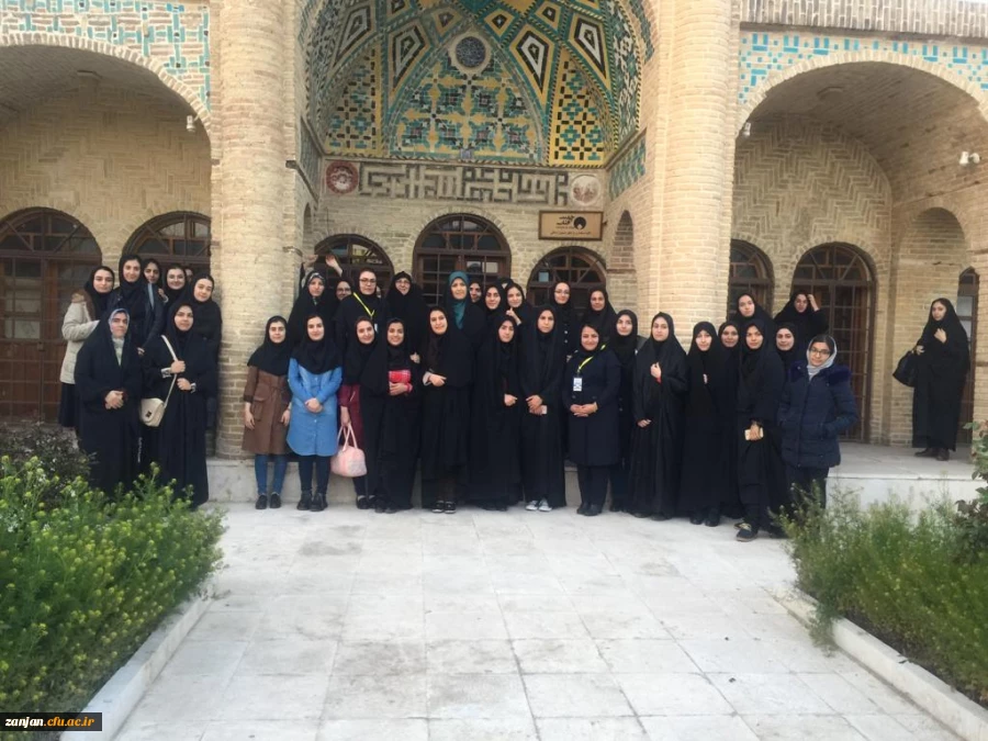 به همت دانشجویی پردیس الزهرا (س) زنجان و با همکاری معاونت شهرداری زنجان برگزار شد:

تور گردشگری(زنجانگردی) به مناسبت هفته سراهای دانشجویی و آموزش 2