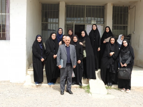 آموزش پردیس الزهرا(س) اعلام کرد:
بازدید از مدارس روستایی  2