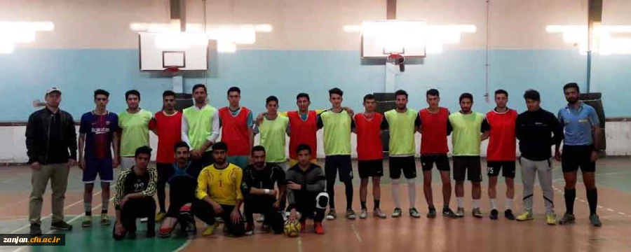 تربیت بدنی پردیس شهید بهشتی زنجان اعلام کرد:

برتری 8 بر 2 تیم فوتسال دانشگاه فرهنگیان  پردیس شهید بهشتی زنجان مقابل تیم منتخب دانشگاه طنجان در یک بازی دوستانه 2