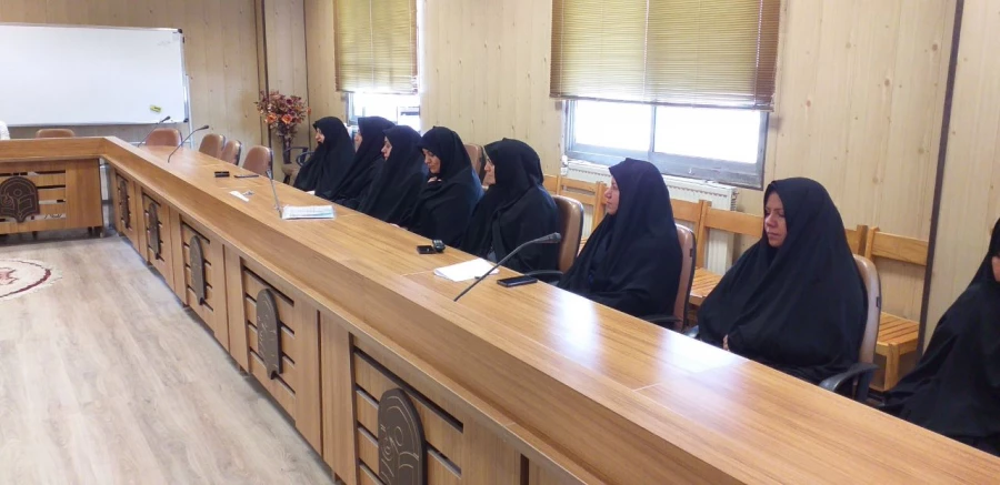 در پردیس الزهرا(س) برگزار شد:

تقدیر از  کارکنان پردیس الزهرا(س) زنجان 5