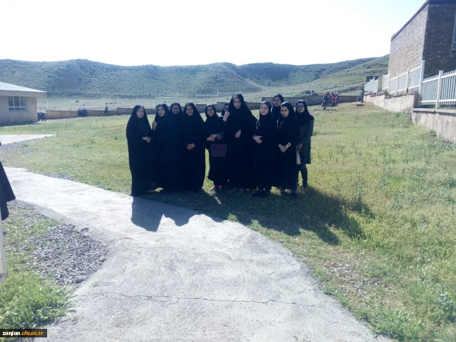 بازدید پنجم از سلسله بازدیدهای  درس کارورزی انجام شد:

بازدید از دبستان روستای دولاناب  ار توابع منطقه زنجانرود 2