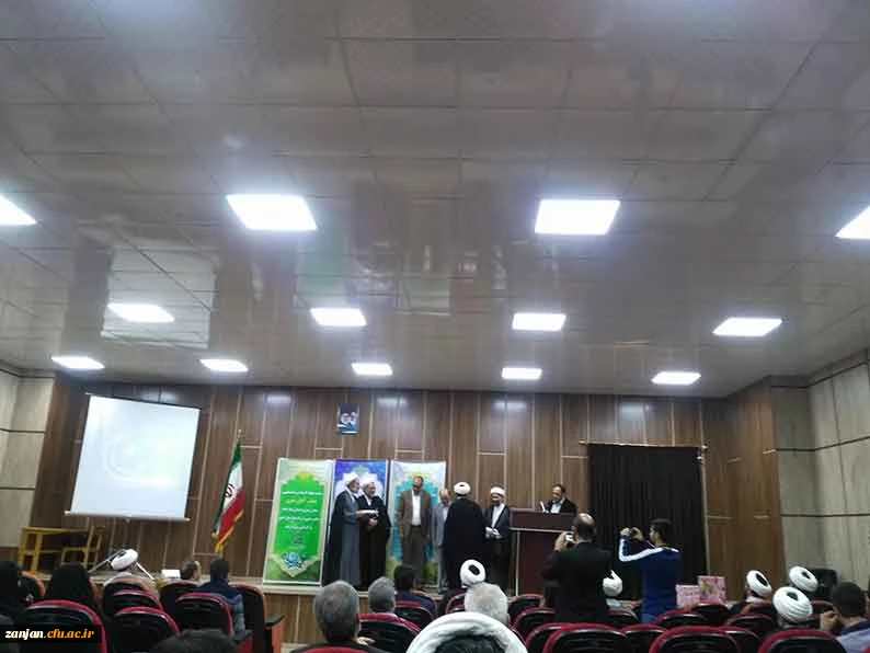 در دانشگاه فرهنگیان استان زنجان برگزار شد:

تکریم و معارفه مسئول دفتر نهاد رهبری در دانشگاه فرهنگیان استان زنجان 10