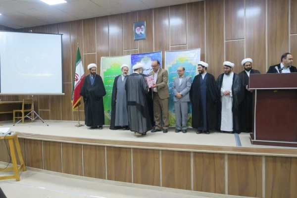 معارفه حجت الاسلام شیرمحمدی مسئول نهاد نمایندگی مقام معظم رهبری در دانشگاه فرهنگیان استان زنجان