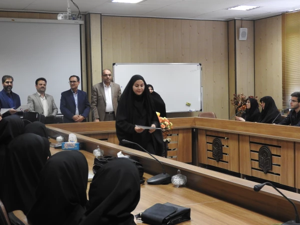 در دانشگاه فرهنگیان استان زنجان برگزار شد:
برگزاری مرحله استانی جشنواره الگوهای تدریس برتر با رویکرد درس پژوهی  6