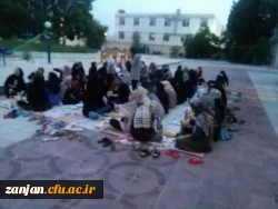 به همت کارشناسی دانشجویی پردیس الزهرا(س) برگزار شد:

مراسم جشن و افطاری به مناسبت میلاد کریم اهل بیت  در محوطه پردیس الزهرا(س) 9