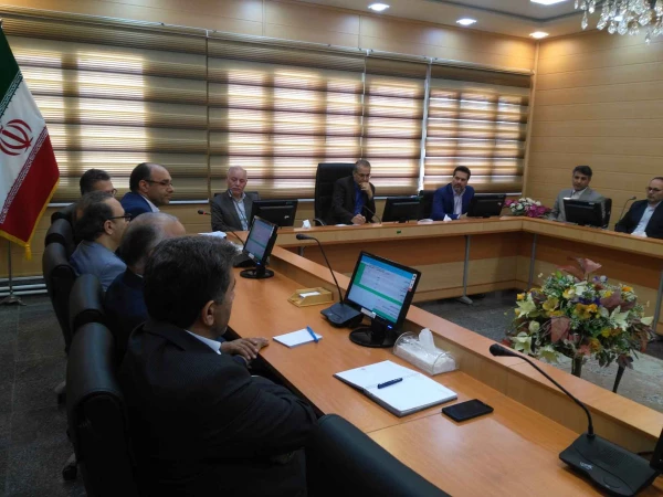 استاندار زنجان در جلسه هیات امنای دانشگاه فرهنگیان استان زنجان گفت:

رشته های علوم پایه در دانشگاه فرهنگیان زنجان ایجاد شود 5