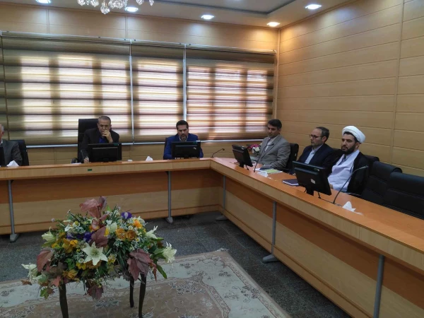 استاندار زنجان در جلسه هیات امنای دانشگاه فرهنگیان استان زنجان گفت:

رشته های علوم پایه در دانشگاه فرهنگیان زنجان ایجاد شود 7