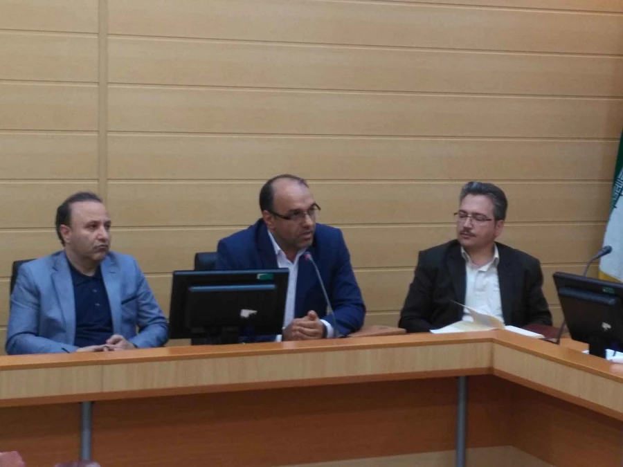 دکتر اجاقلو در جلسه هیات امنای دانشگاه فرهنگیان استان زنجان گفت:

ساختمان های قدیمی هزینه های بسیاری بردوش دانشگاه گذاشته و نیازمند یاری و دستورات لازم از سوی استانداری و مسئولان مربوطه است. 3