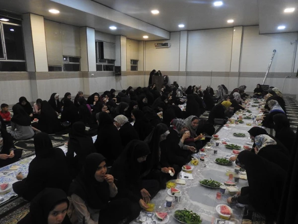 بسیج دانشجویی دانشگاه فرهنگیان با همکاری  دانشگاه فرهنگیان برگزار کرد

مراسم ضیافت افطاری 2