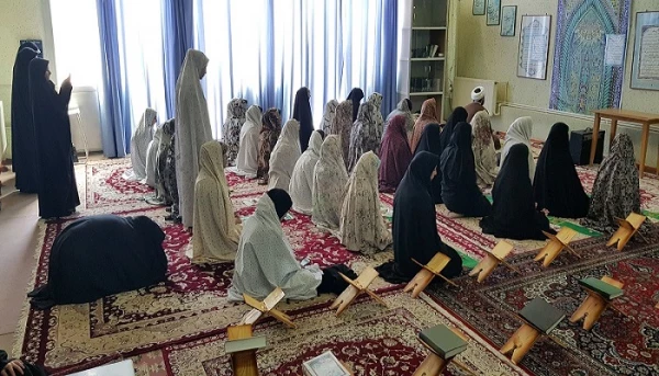 اقامه نماز جماعت در ماه مبارک رمضان