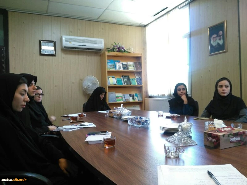 در پردیس الزهرا(س) برگزار شد:

دیدار شورای صنفی رفاهی دانشجویان  پردیس با مدیریت امور پردیس های استان زنجان 2